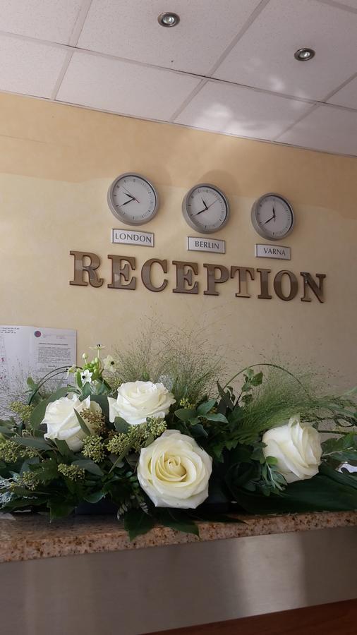 וארנה Adamo Hotel מראה חיצוני תמונה