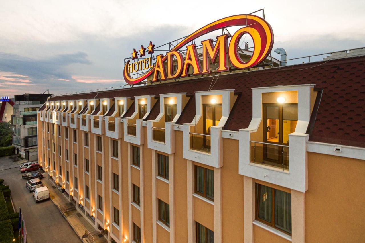 וארנה Adamo Hotel מראה חיצוני תמונה